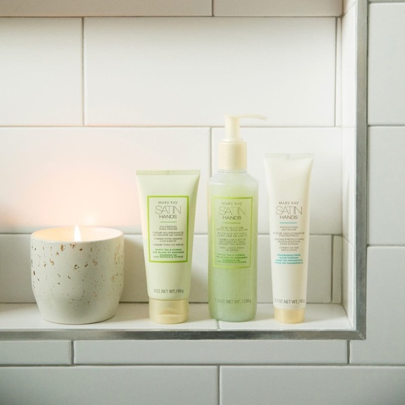 Mary Kay Other - NWT SET Mary Kay WHITE TEA CITRUS Satin Hands Full Size Pampering Self Care Spa